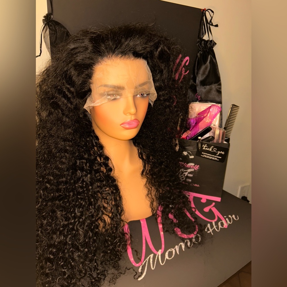 13x6 100% human hair Curly 
28 inches